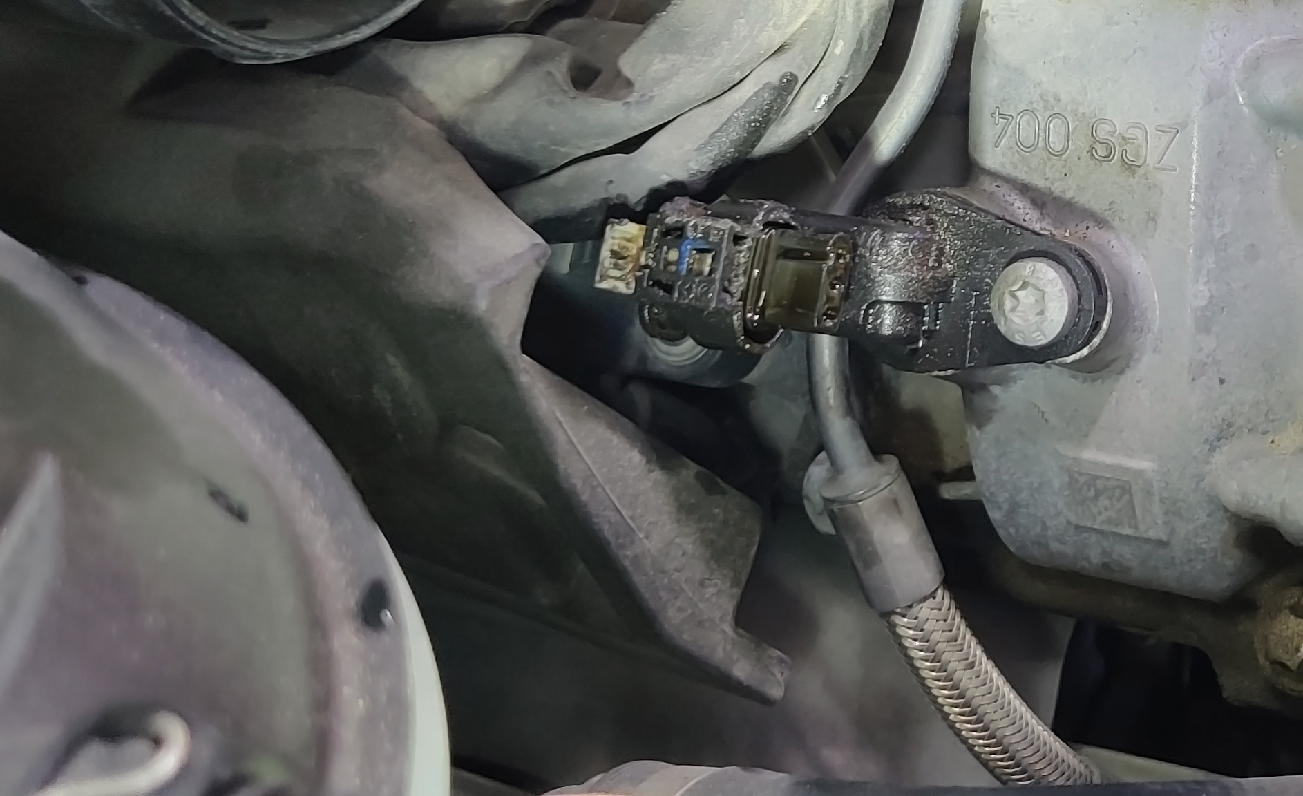 M278 cam sensor leaking oil into engine harness anyone install